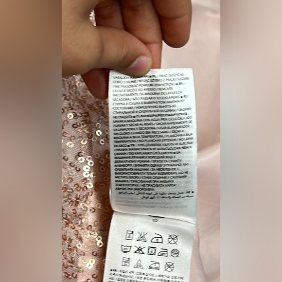 Bundle of Gap kids sequin skirts - Picture 6 of 11